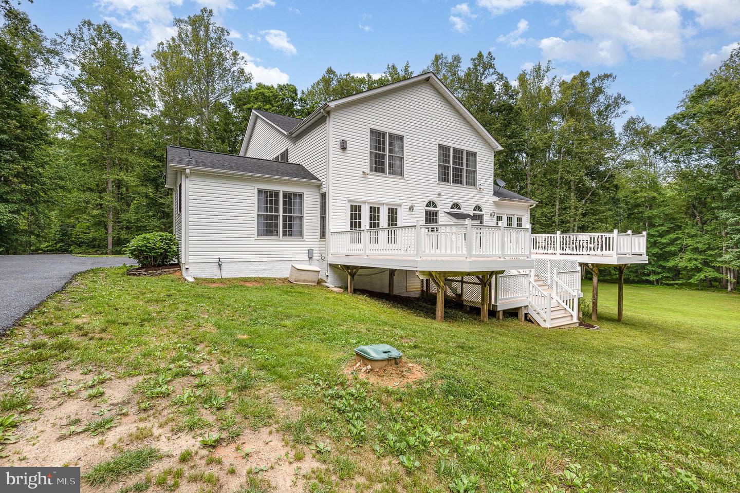 160 WALNUT RIDGE DR, STAFFORD, Virginia 22556, 6 Bedrooms Bedrooms, ,5 BathroomsBathrooms,Residential,For sale,160 WALNUT RIDGE DR,VAST2041284 MLS # VAST2041284