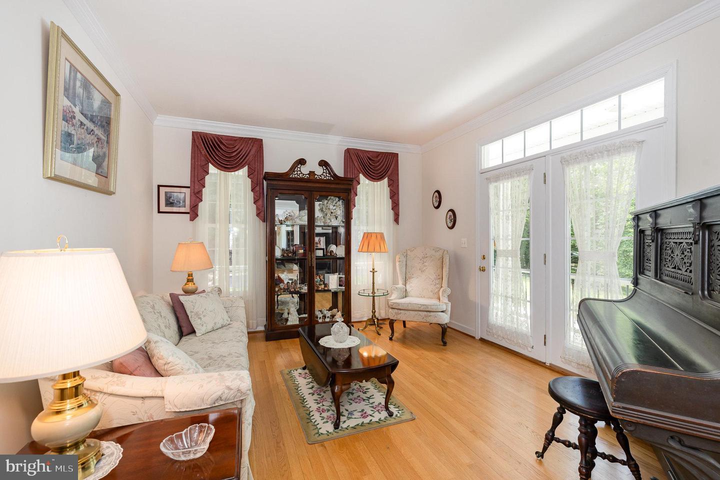 160 WALNUT RIDGE DR, STAFFORD, Virginia 22556, 6 Bedrooms Bedrooms, ,5 BathroomsBathrooms,Residential,For sale,160 WALNUT RIDGE DR,VAST2041284 MLS # VAST2041284