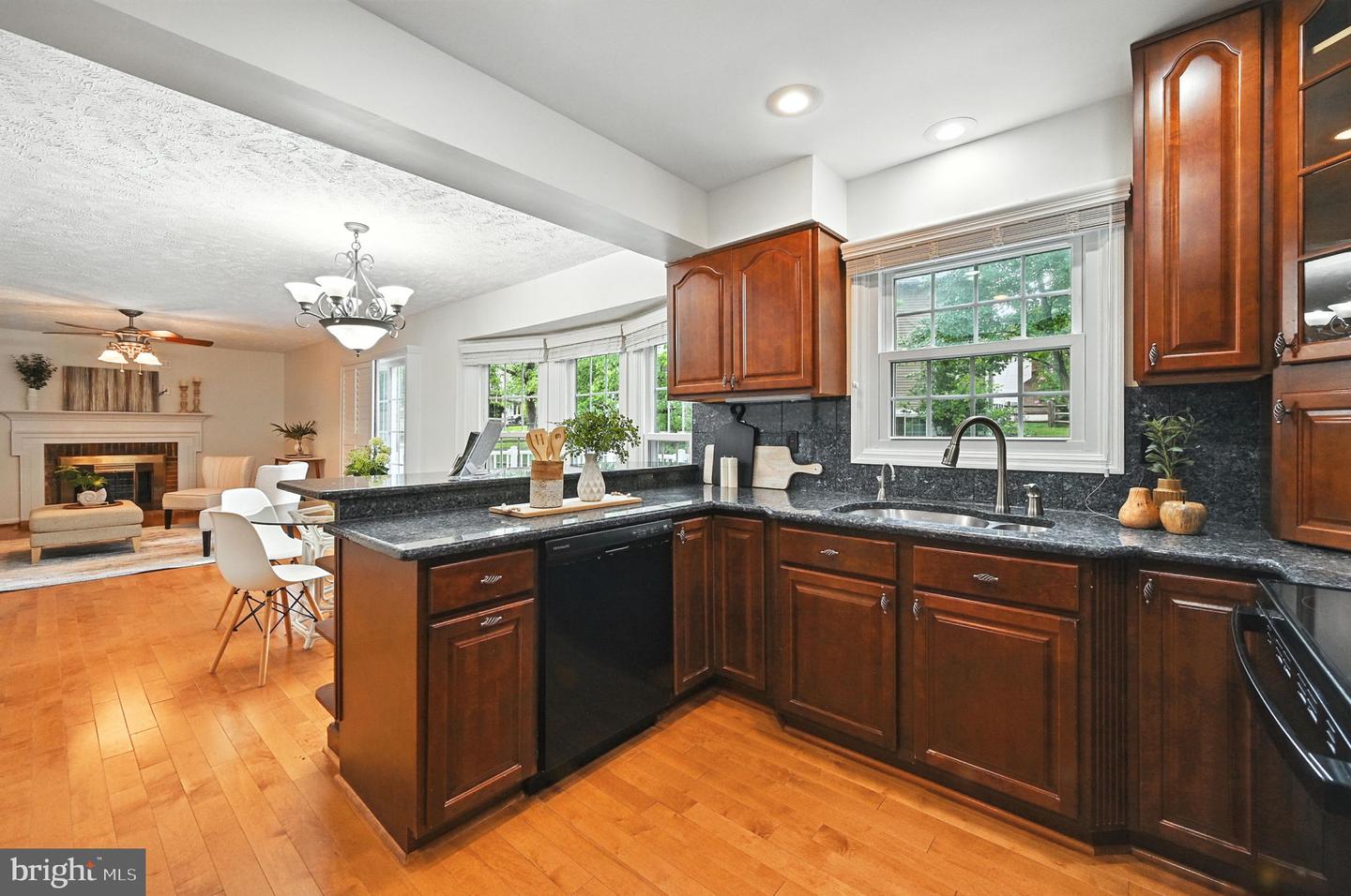 2240 HALTER LN, RESTON, Virginia 20191, 4 Bedrooms Bedrooms, ,2 BathroomsBathrooms,Residential,For sale,2240 HALTER LN,VAFX2245554 MLS # VAFX2245554
