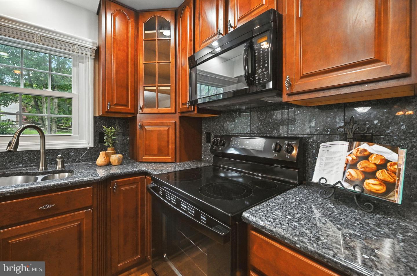 2240 HALTER LN, RESTON, Virginia 20191, 4 Bedrooms Bedrooms, ,2 BathroomsBathrooms,Residential,For sale,2240 HALTER LN,VAFX2245554 MLS # VAFX2245554