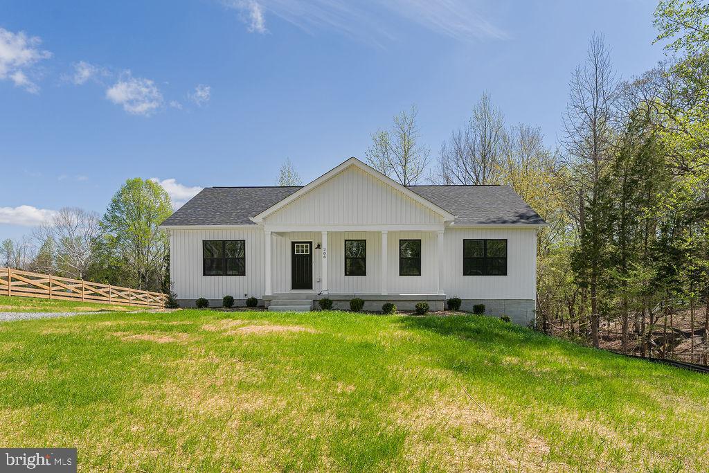 206 SECLUSION SHORES DR, MINERAL, Virginia 23117, 5 Bedrooms Bedrooms, ,3 BathroomsBathrooms,Residential,206 SECLUSION SHORES DR,VALA2007062 MLS # VALA2007062