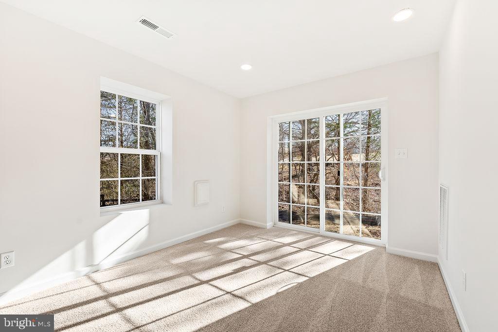 206 SECLUSION SHORES DR, MINERAL, Virginia 23117, 5 Bedrooms Bedrooms, ,3 BathroomsBathrooms,Residential,206 SECLUSION SHORES DR,VALA2007062 MLS # VALA2007062