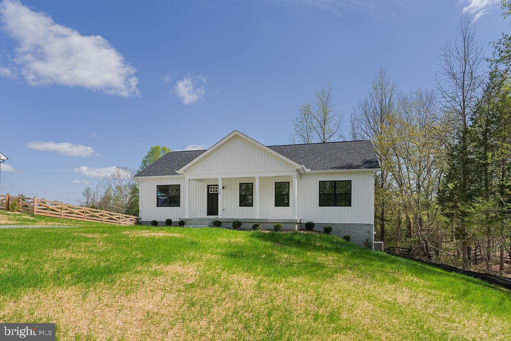 206 SECLUSION SHORES DR, MINERAL, Virginia 23117, 5 Bedrooms Bedrooms, ,3 BathroomsBathrooms,Residential,206 SECLUSION SHORES DR,VALA2007062 MLS # VALA2007062
