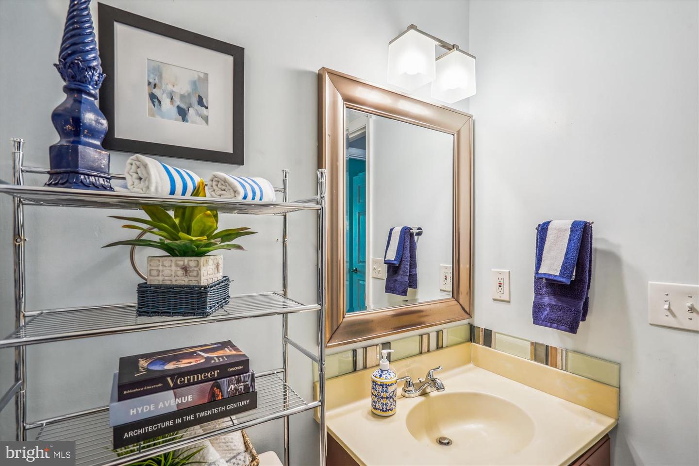 2112 PATTY LN, VIENNA, Virginia 22182, 3 Bedrooms Bedrooms, ,3 BathroomsBathrooms,Residential,For sale,2112 PATTY LN,VAFX2246696 MLS # VAFX2246696