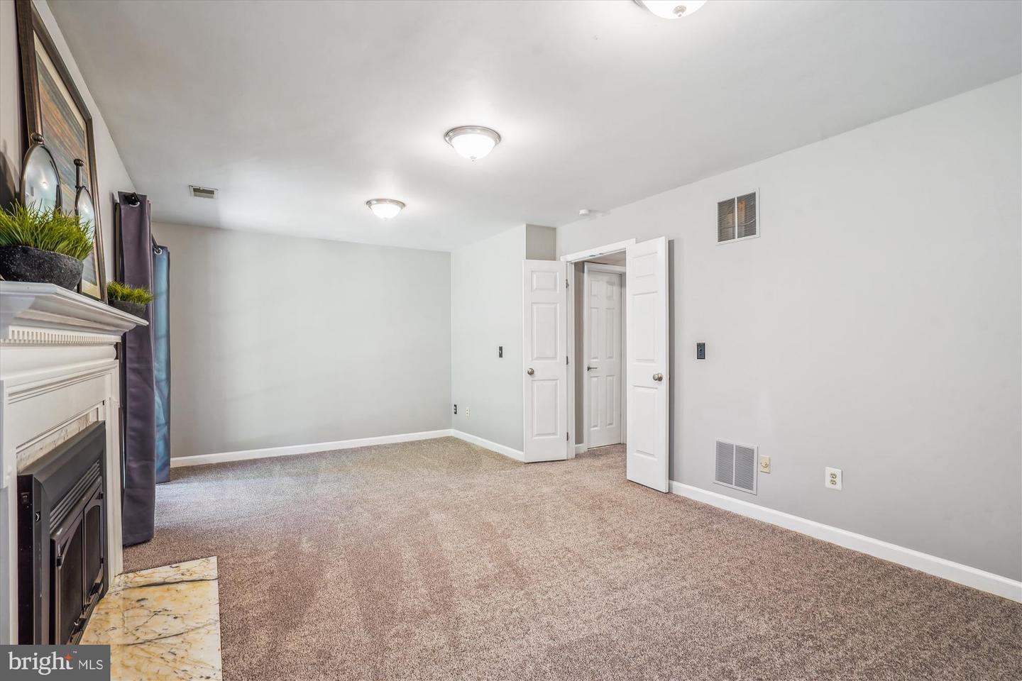2112 PATTY LN, VIENNA, Virginia 22182, 3 Bedrooms Bedrooms, ,3 BathroomsBathrooms,Residential,For sale,2112 PATTY LN,VAFX2246696 MLS # VAFX2246696