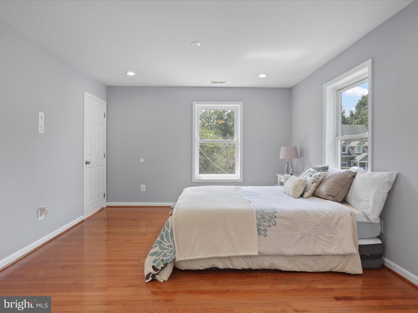 2907 ADAMS PL, FALLS CHURCH, Virginia 22042, 4 Bedrooms Bedrooms, ,4 BathroomsBathrooms,Residential,For sale,2907 ADAMS PL,VAFX2249412 MLS # VAFX2249412