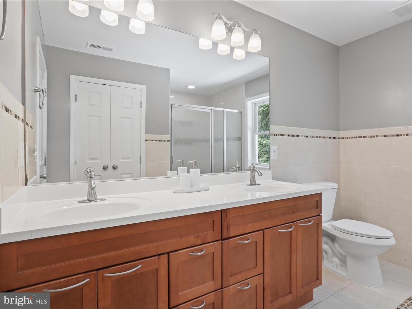 2907 ADAMS PL, FALLS CHURCH, Virginia 22042, 4 Bedrooms Bedrooms, ,4 BathroomsBathrooms,Residential,For sale,2907 ADAMS PL,VAFX2249412 MLS # VAFX2249412