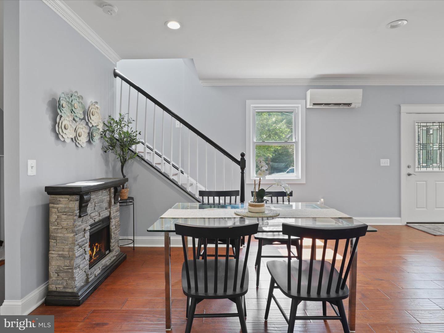 2907 ADAMS PL, FALLS CHURCH, Virginia 22042, 4 Bedrooms Bedrooms, ,4 BathroomsBathrooms,Residential,For sale,2907 ADAMS PL,VAFX2249412 MLS # VAFX2249412