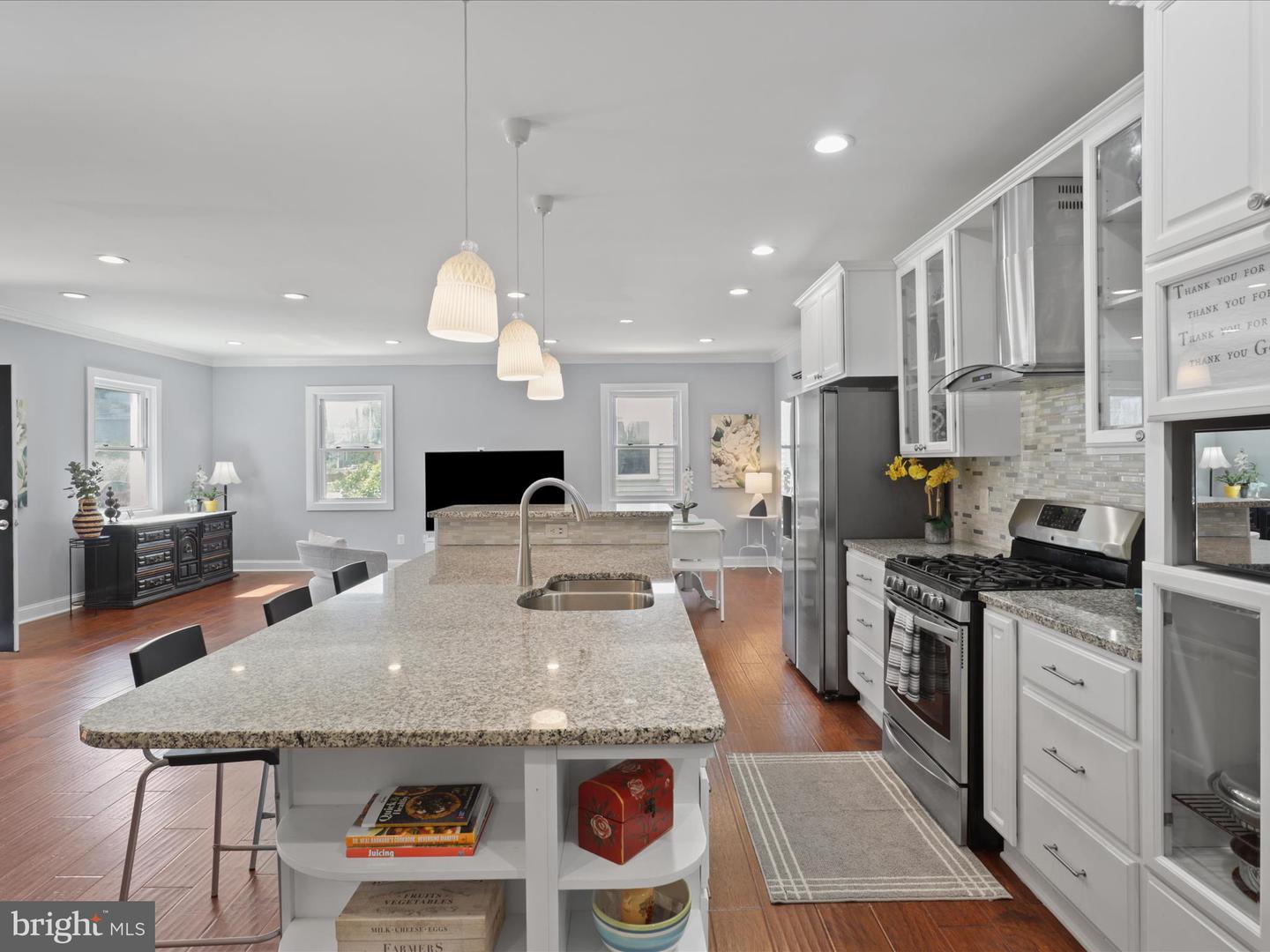 2907 ADAMS PL, FALLS CHURCH, Virginia 22042, 4 Bedrooms Bedrooms, ,4 BathroomsBathrooms,Residential,For sale,2907 ADAMS PL,VAFX2249412 MLS # VAFX2249412