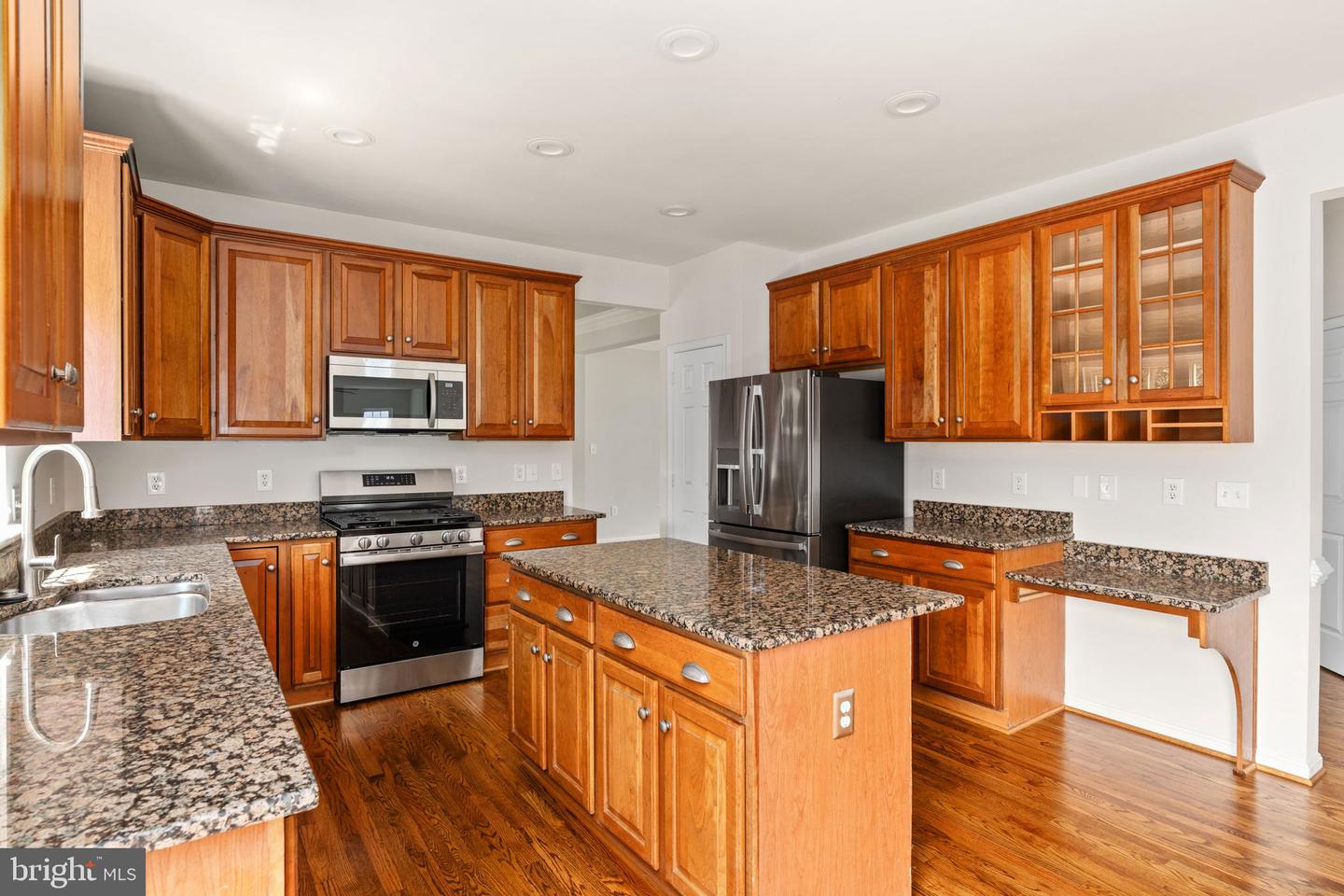 3 NEABSCO DR, FREDERICKSBURG, Virginia 22405, 6 Bedrooms Bedrooms, ,4 BathroomsBathrooms,Residential,For sale,3 NEABSCO DR,VAST2040800 MLS # VAST2040800