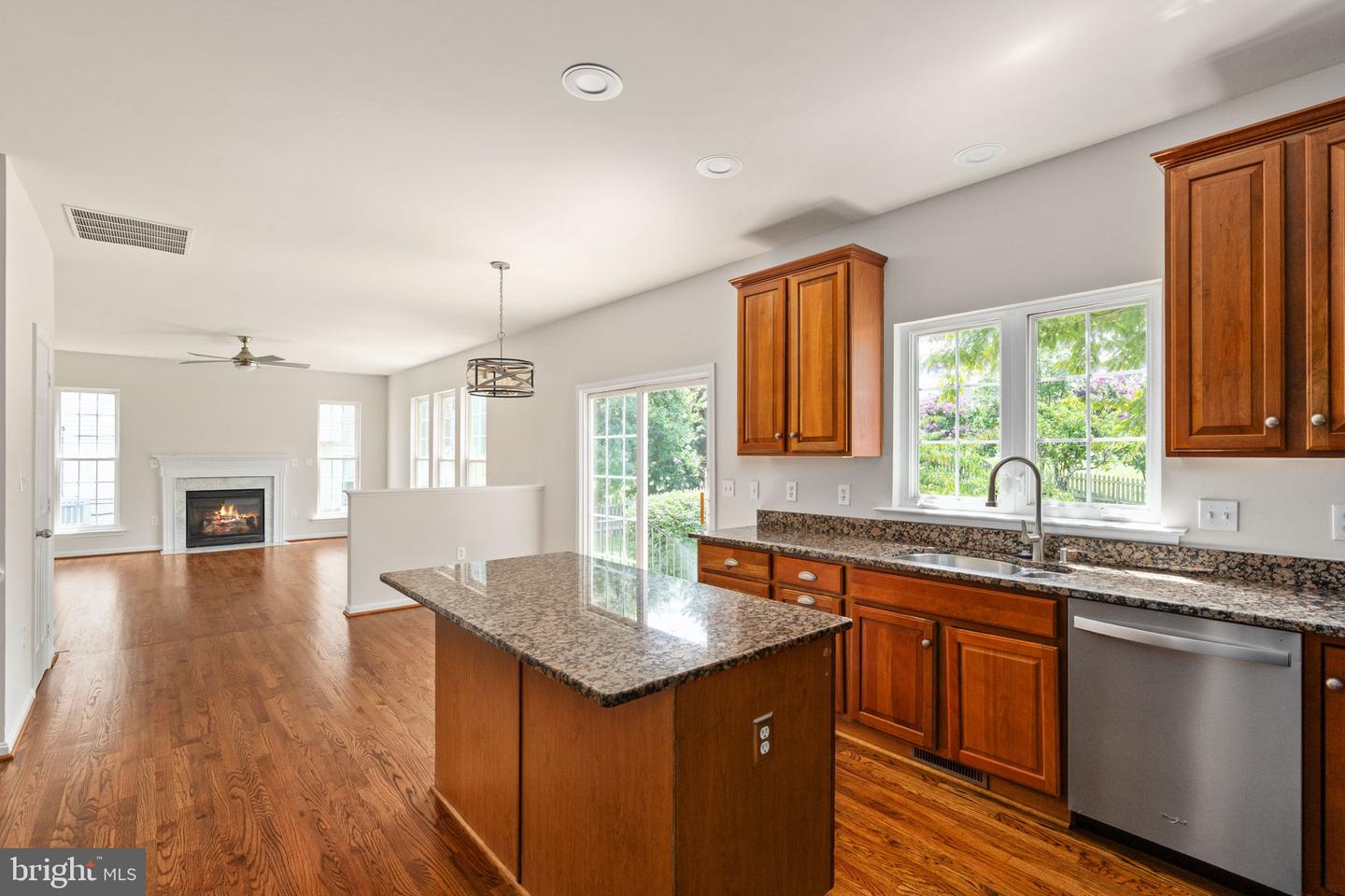 3 NEABSCO DR, FREDERICKSBURG, Virginia 22405, 6 Bedrooms Bedrooms, ,4 BathroomsBathrooms,Residential,For sale,3 NEABSCO DR,VAST2040800 MLS # VAST2040800