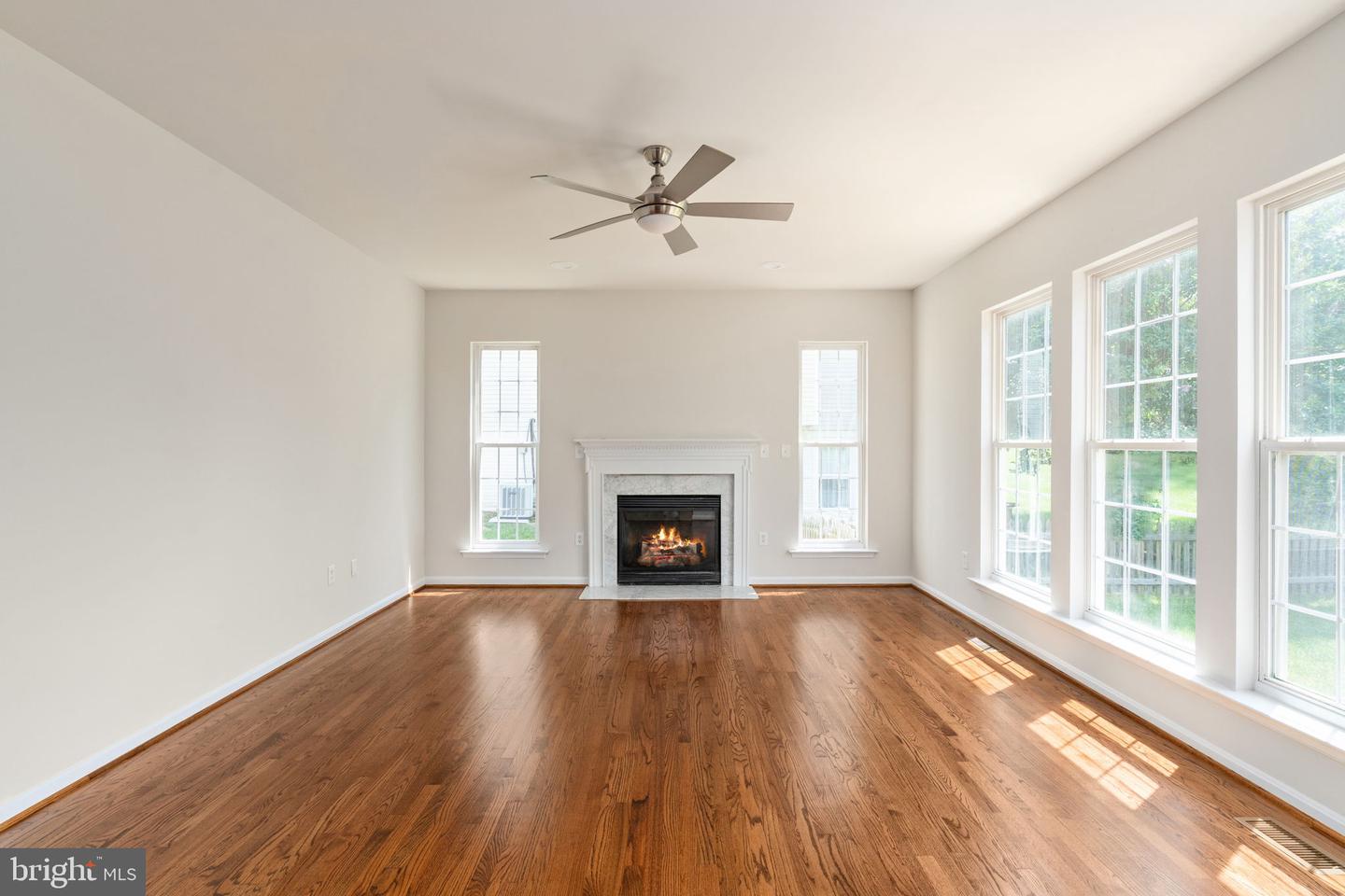 3 NEABSCO DR, FREDERICKSBURG, Virginia 22405, 6 Bedrooms Bedrooms, ,4 BathroomsBathrooms,Residential,For sale,3 NEABSCO DR,VAST2040800 MLS # VAST2040800