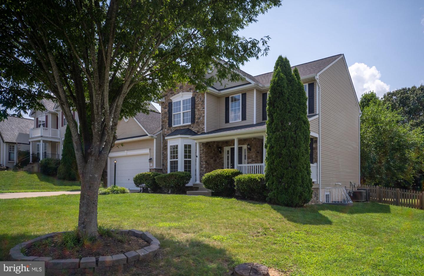 3 NEABSCO DR, FREDERICKSBURG, Virginia 22405, 6 Bedrooms Bedrooms, ,4 BathroomsBathrooms,Residential,For sale,3 NEABSCO DR,VAST2040800 MLS # VAST2040800