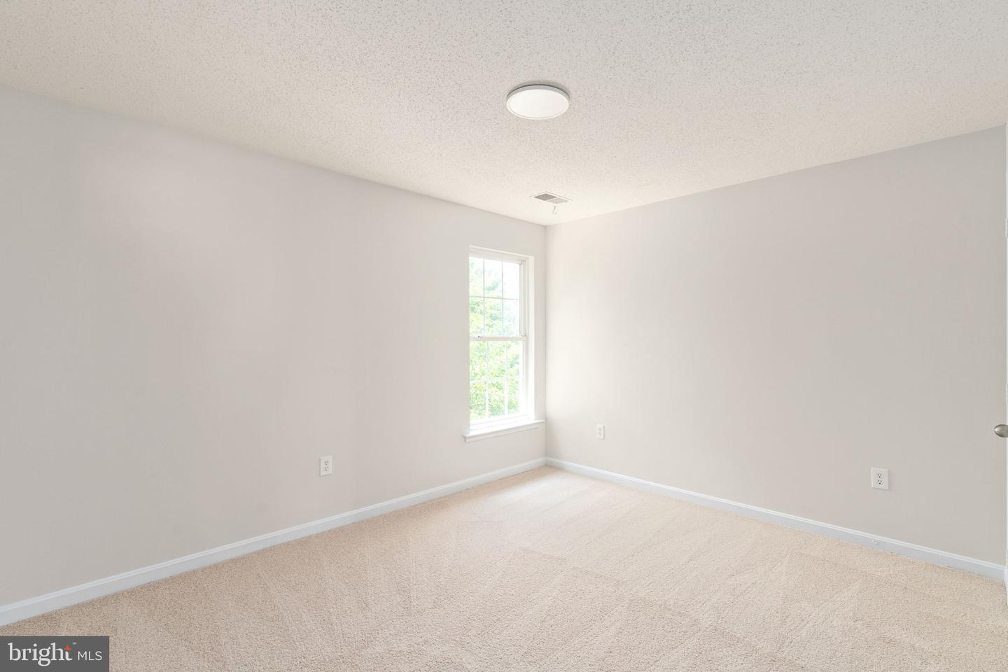 3 NEABSCO DR, FREDERICKSBURG, Virginia 22405, 6 Bedrooms Bedrooms, ,4 BathroomsBathrooms,Residential,For sale,3 NEABSCO DR,VAST2040800 MLS # VAST2040800