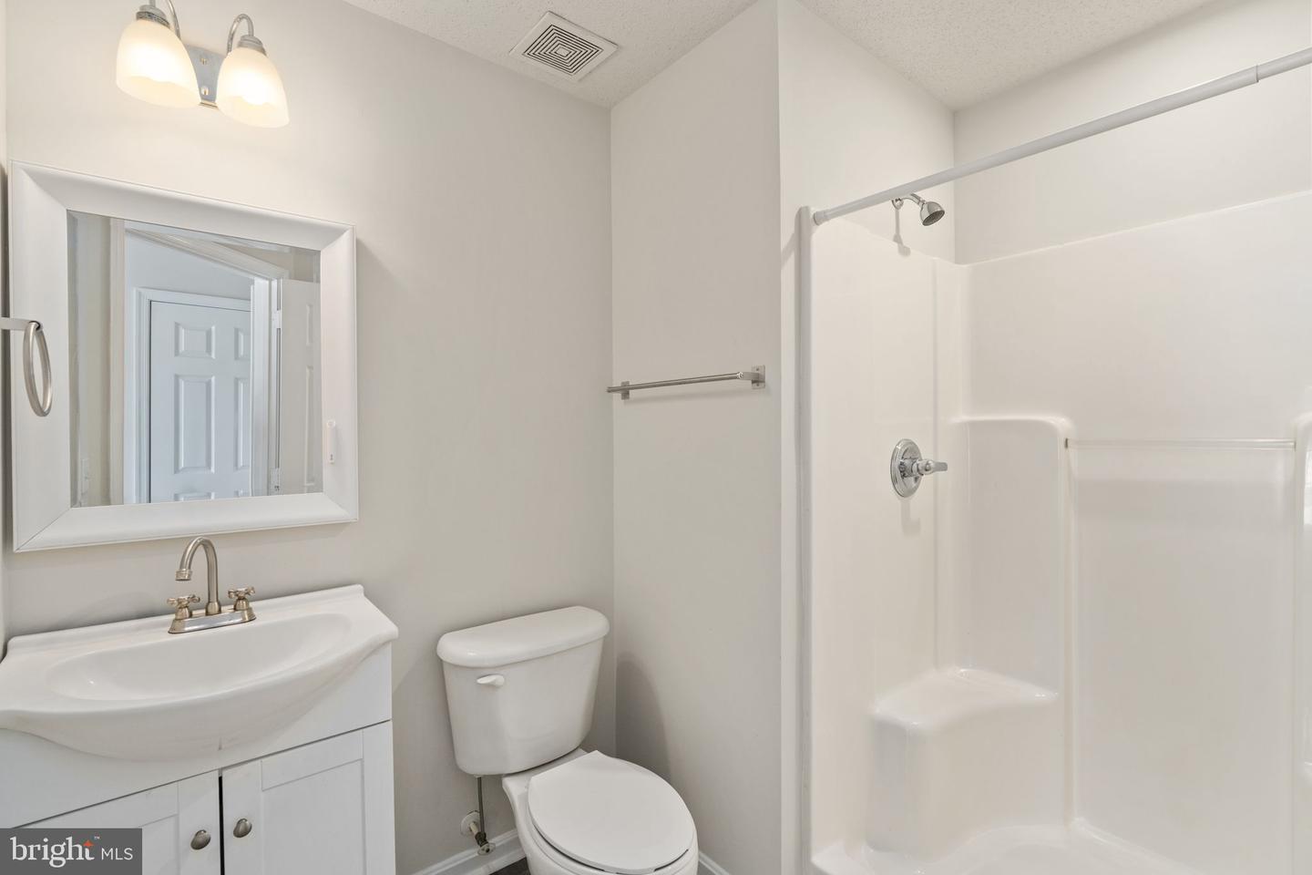 3 NEABSCO DR, FREDERICKSBURG, Virginia 22405, 6 Bedrooms Bedrooms, ,4 BathroomsBathrooms,Residential,For sale,3 NEABSCO DR,VAST2040800 MLS # VAST2040800