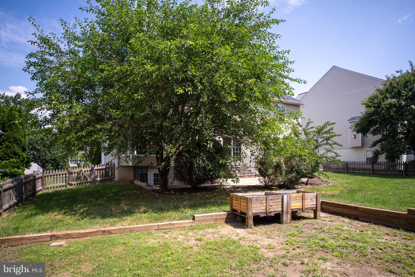 3 NEABSCO DR, FREDERICKSBURG, Virginia 22405, 6 Bedrooms Bedrooms, ,4 BathroomsBathrooms,Residential,For sale,3 NEABSCO DR,VAST2040800 MLS # VAST2040800