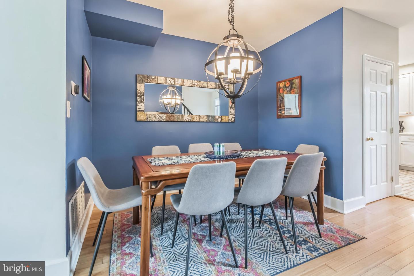 651 16TH ST NE, WASHINGTON, District Of Columbia 20002, 3 Bedrooms Bedrooms, ,1 BathroomBathrooms,Residential,For sale,651 16TH ST NE,DCDC2212438 MLS # DCDC2212438