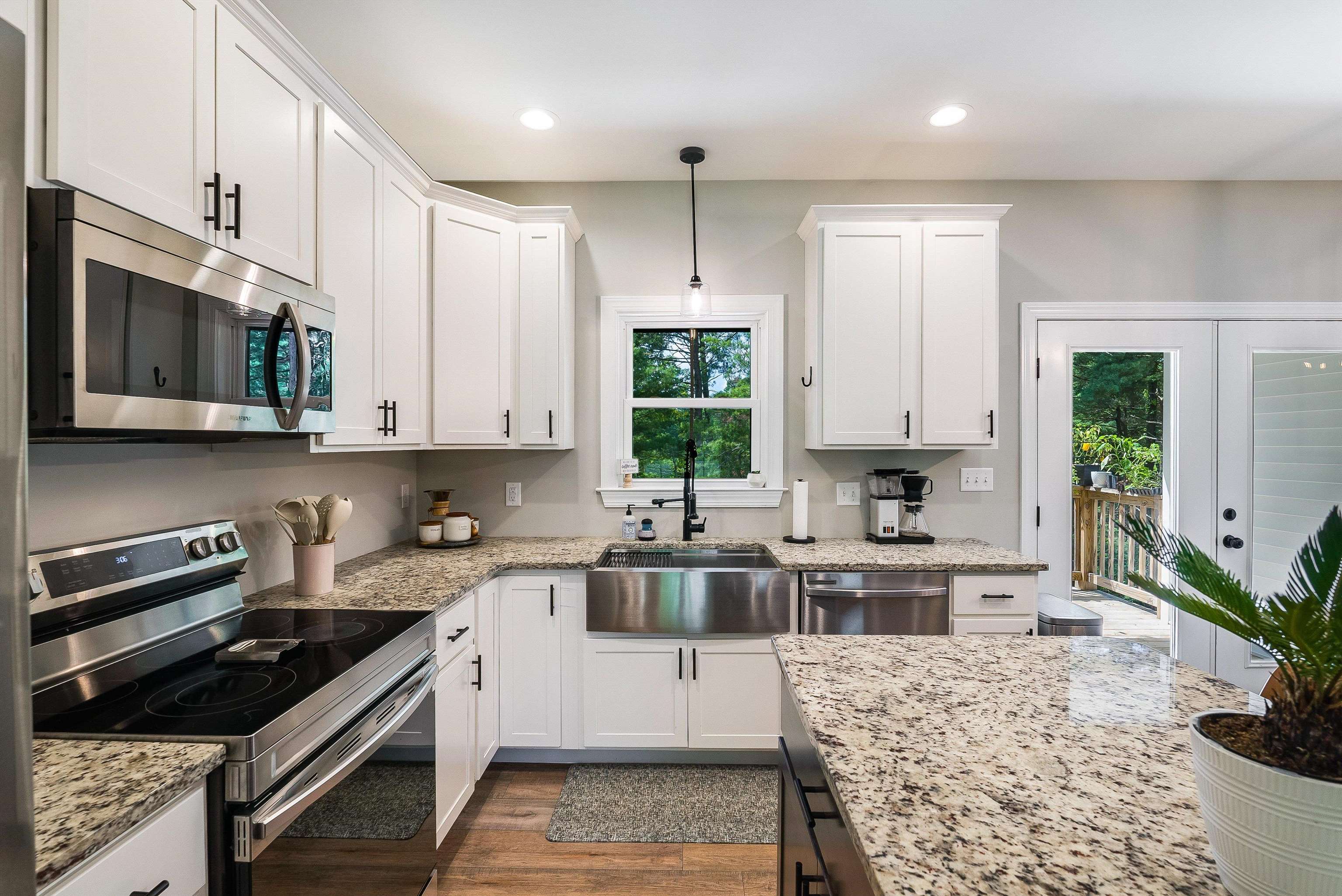 2426 PINEHILL CIR, STAUNTON, Virginia 24401, 4 Bedrooms Bedrooms, ,2 BathroomsBathrooms,Residential,2426 PINEHILL CIR,666572 MLS # 666572