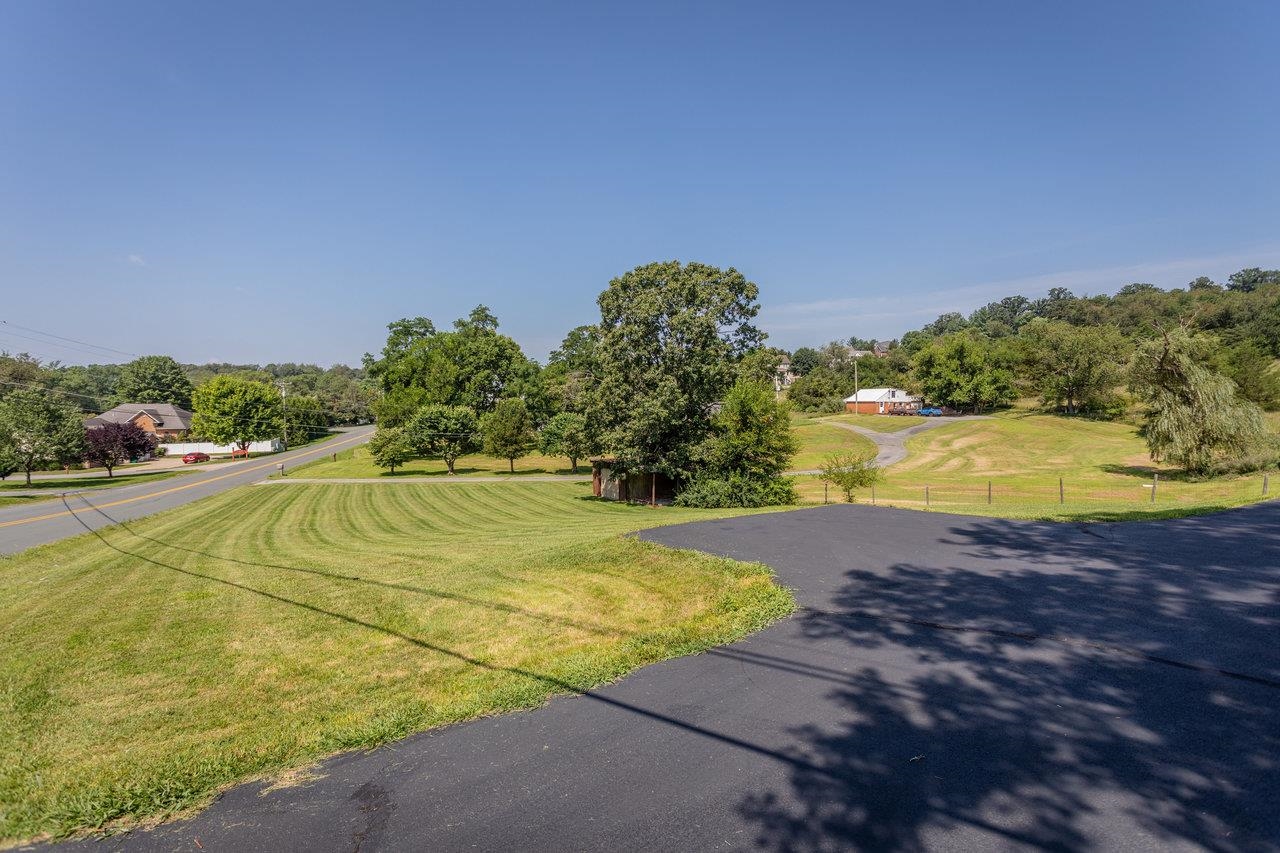 3361 SHEN LAKE DR, ROCKINGHAM, Virginia 22801, 4 Bedrooms Bedrooms, ,2 BathroomsBathrooms,Residential,3361 SHEN LAKE DR,667276 MLS # 667276