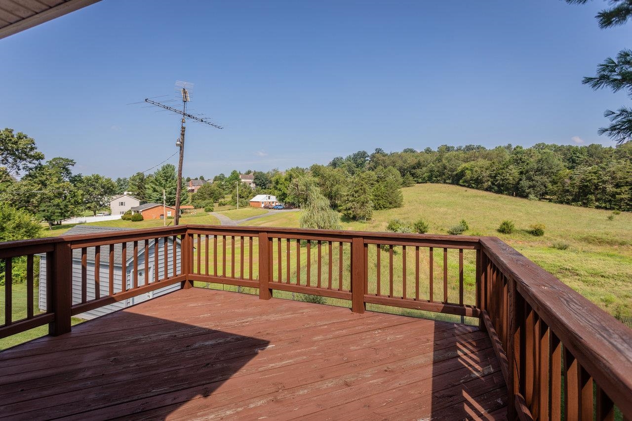 3361 SHEN LAKE DR, ROCKINGHAM, Virginia 22801, 4 Bedrooms Bedrooms, ,2 BathroomsBathrooms,Residential,3361 SHEN LAKE DR,667276 MLS # 667276