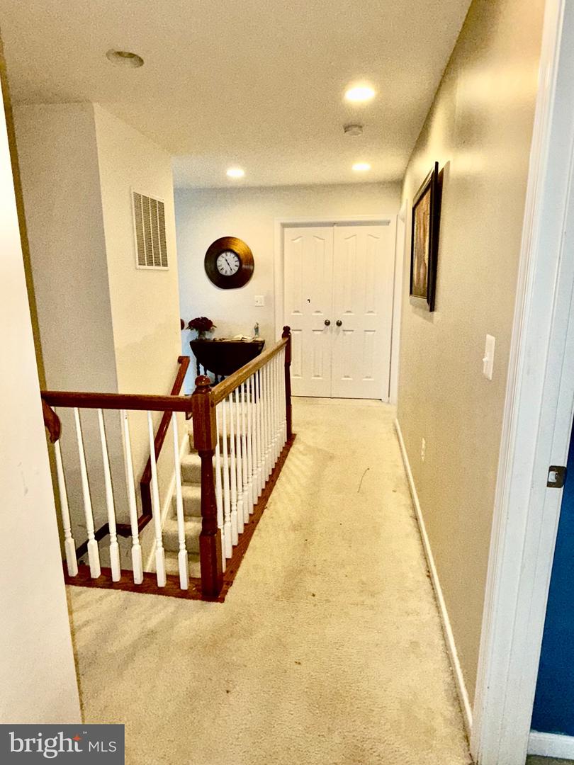 2009 SNOWBUSH CT, CULPEPER, Virginia 22701, 5 Bedrooms Bedrooms, ,3 BathroomsBathrooms,Residential,For sale,2009 SNOWBUSH CT,VACU2011044 MLS # VACU2011044