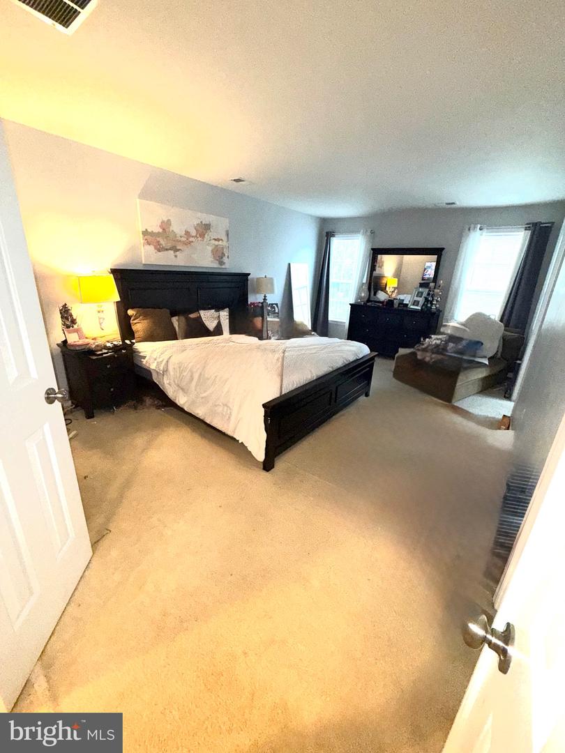 2009 SNOWBUSH CT, CULPEPER, Virginia 22701, 5 Bedrooms Bedrooms, ,3 BathroomsBathrooms,Residential,For sale,2009 SNOWBUSH CT,VACU2011044 MLS # VACU2011044