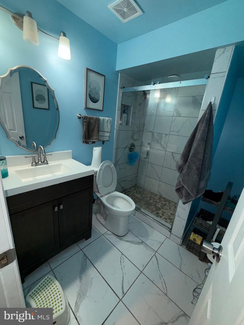 2009 SNOWBUSH CT, CULPEPER, Virginia 22701, 5 Bedrooms Bedrooms, ,3 BathroomsBathrooms,Residential,For sale,2009 SNOWBUSH CT,VACU2011044 MLS # VACU2011044