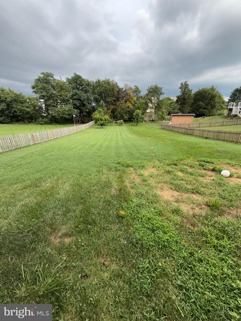 2009 SNOWBUSH CT, CULPEPER, Virginia 22701, 5 Bedrooms Bedrooms, ,3 BathroomsBathrooms,Residential,For sale,2009 SNOWBUSH CT,VACU2011044 MLS # VACU2011044