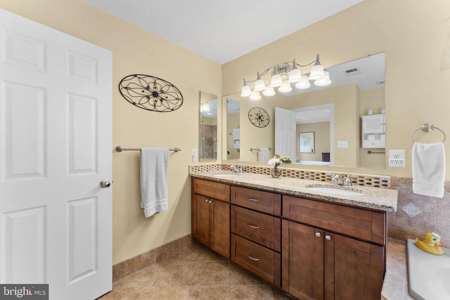 7953 SEQUOIA PARK WAY, BRISTOW, Virginia 20136, 4 Bedrooms Bedrooms, ,3 BathroomsBathrooms,Residential,For sale,7953 SEQUOIA PARK WAY,VAPW2099738 MLS # VAPW2099738