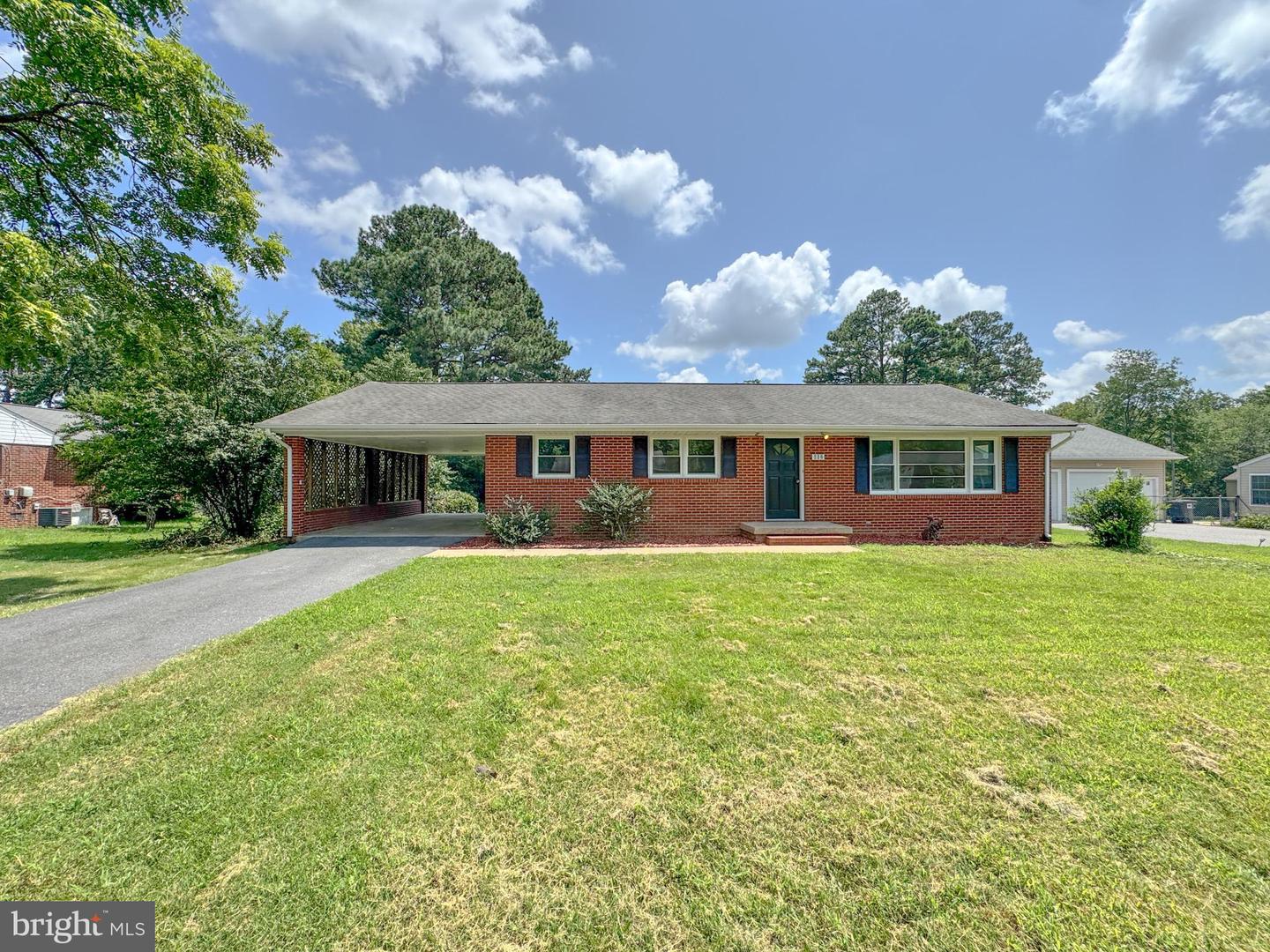 602 JETT ST, FREDERICKSBURG, Virginia 22405, 3 Bedrooms Bedrooms, ,2 BathroomsBathrooms,Residential,For sale,602 JETT ST,VAST2041126 MLS # VAST2041126