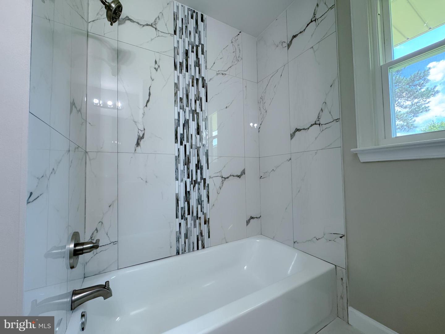 602 JETT ST, FREDERICKSBURG, Virginia 22405, 3 Bedrooms Bedrooms, ,2 BathroomsBathrooms,Residential,For sale,602 JETT ST,VAST2041126 MLS # VAST2041126