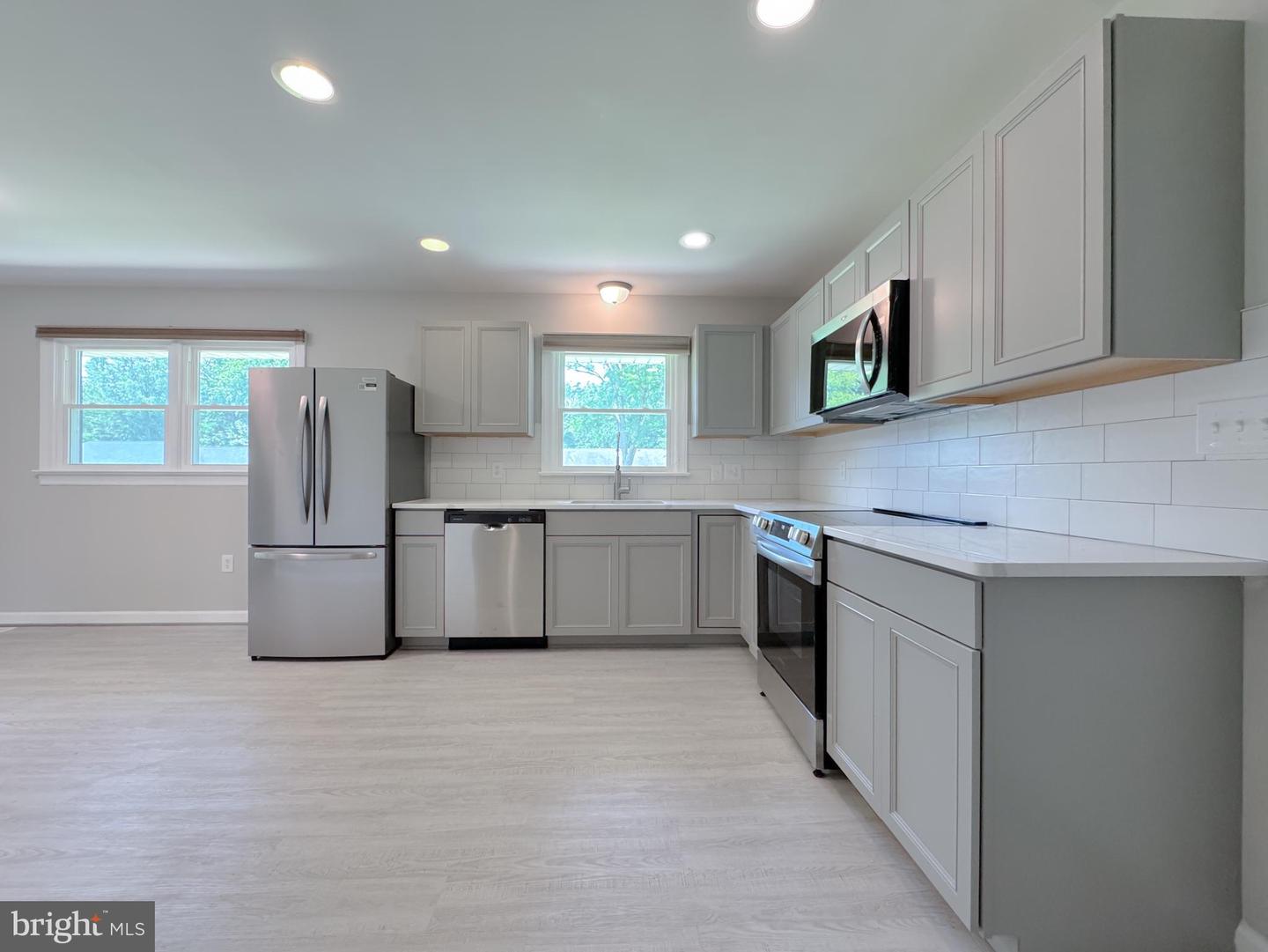 602 JETT ST, FREDERICKSBURG, Virginia 22405, 3 Bedrooms Bedrooms, ,2 BathroomsBathrooms,Residential,For sale,602 JETT ST,VAST2041126 MLS # VAST2041126