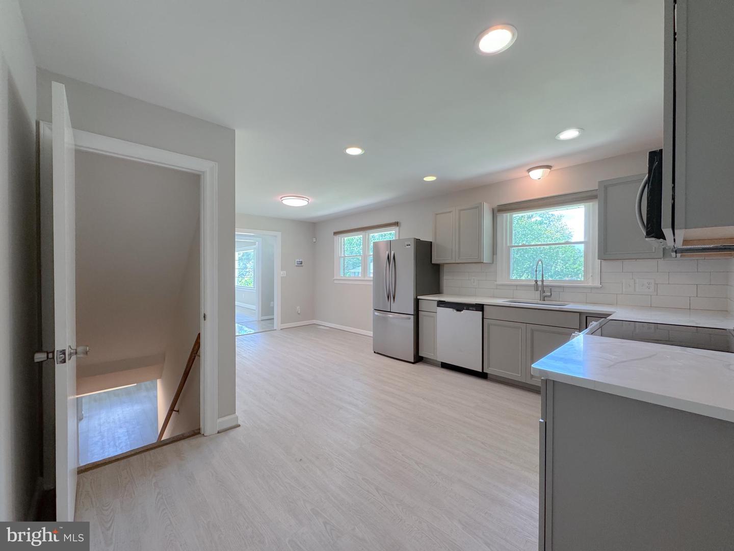 602 JETT ST, FREDERICKSBURG, Virginia 22405, 3 Bedrooms Bedrooms, ,2 BathroomsBathrooms,Residential,For sale,602 JETT ST,VAST2041126 MLS # VAST2041126