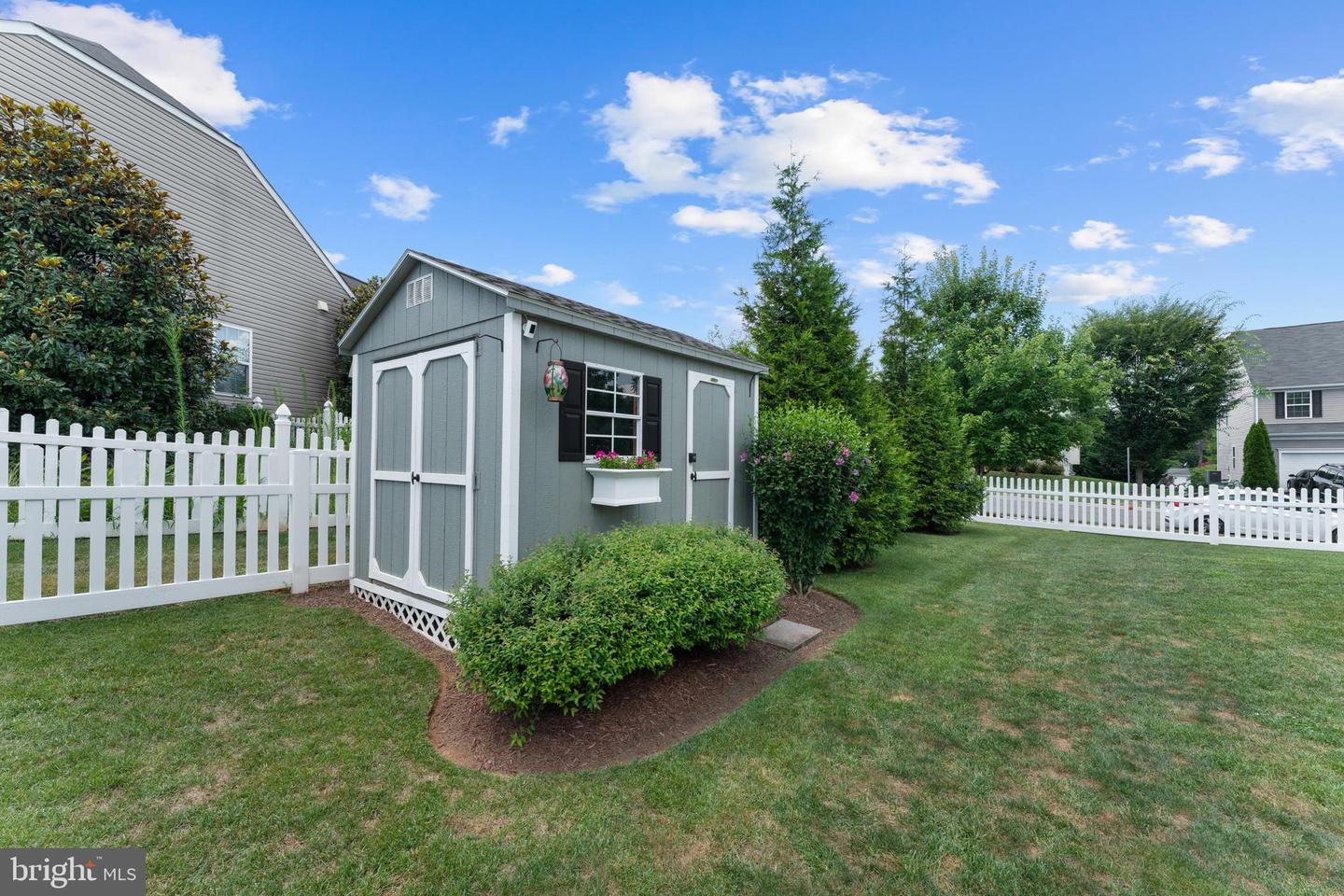 611 KINGSBROOK, CULPEPER, Virginia 22701, 4 Bedrooms Bedrooms, ,3 BathroomsBathrooms,Residential,For sale,611 KINGSBROOK,VACU2011116 MLS # VACU2011116