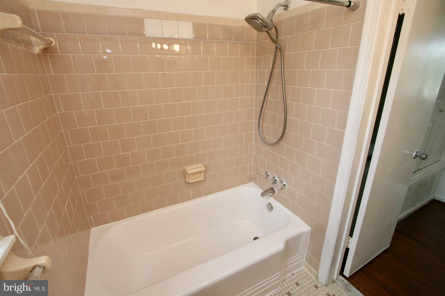 3811 V ST SE #101, WASHINGTON, District Of Columbia 20020, 2 Bedrooms Bedrooms, ,1 BathroomBathrooms,Residential,For sale,3811 V ST SE #101,DCDC2212624 MLS # DCDC2212624