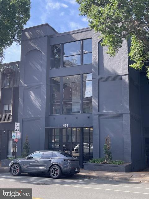 408 E MARKET ST, CHARLOTTESVILLE, Virginia 22902, 2 Bedrooms Bedrooms, ,2 BathroomsBathrooms,Residential,For sale,408 E MARKET ST,VACO2000190 MLS # VACO2000190