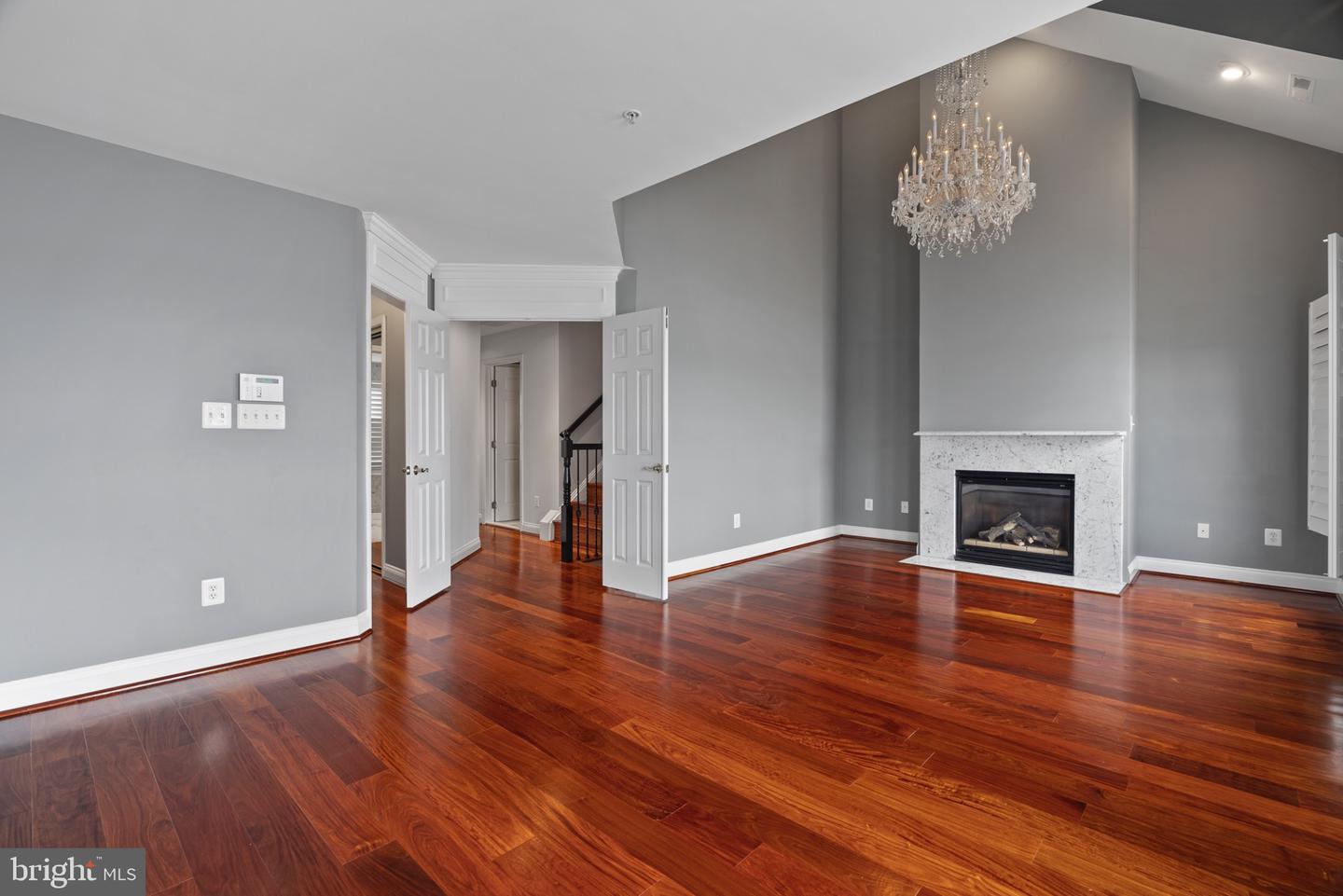 602 FORDS LANDING WAY, ALEXANDRIA, Virginia 22314, 4 Bedrooms Bedrooms, 13 Rooms Rooms,3 BathroomsBathrooms,Residential,For sale,602 FORDS LANDING WAY,VAAX2047984 MLS # VAAX2047984
