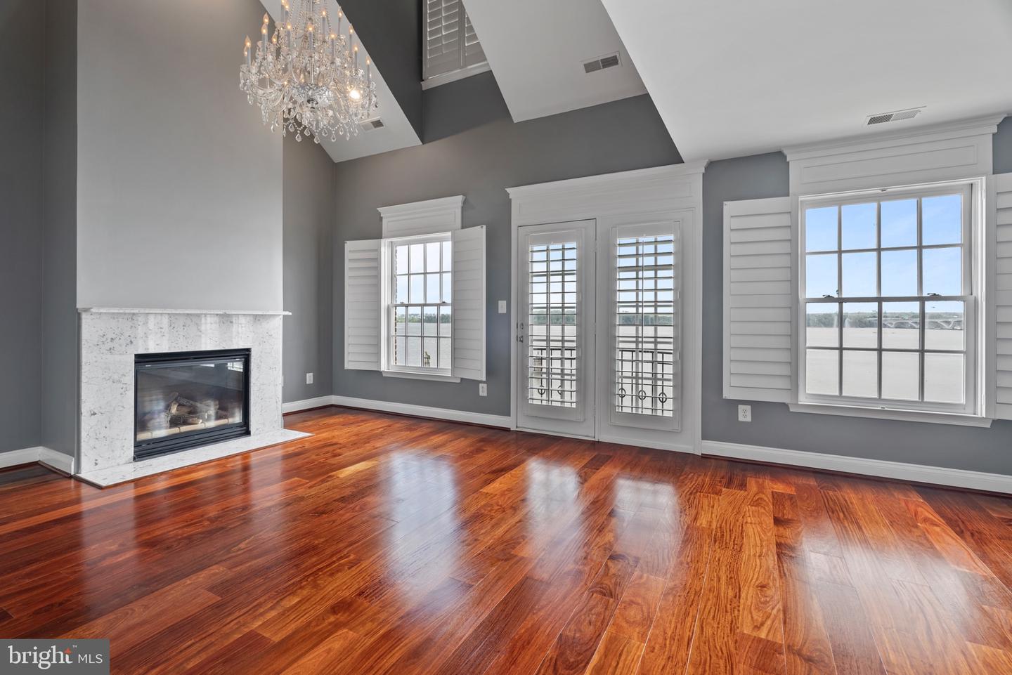 602 FORDS LANDING WAY, ALEXANDRIA, Virginia 22314, 4 Bedrooms Bedrooms, 13 Rooms Rooms,3 BathroomsBathrooms,Residential,For sale,602 FORDS LANDING WAY,VAAX2047984 MLS # VAAX2047984