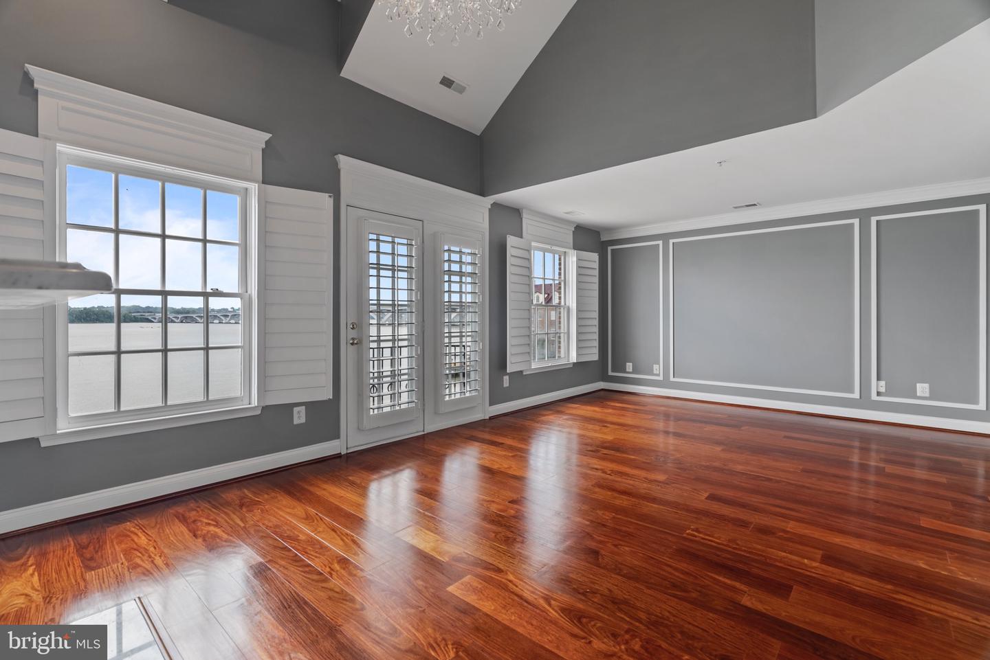 602 FORDS LANDING WAY, ALEXANDRIA, Virginia 22314, 4 Bedrooms Bedrooms, 13 Rooms Rooms,3 BathroomsBathrooms,Residential,For sale,602 FORDS LANDING WAY,VAAX2047984 MLS # VAAX2047984