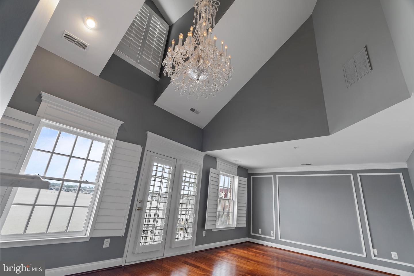 602 FORDS LANDING WAY, ALEXANDRIA, Virginia 22314, 4 Bedrooms Bedrooms, 13 Rooms Rooms,3 BathroomsBathrooms,Residential,For sale,602 FORDS LANDING WAY,VAAX2047984 MLS # VAAX2047984