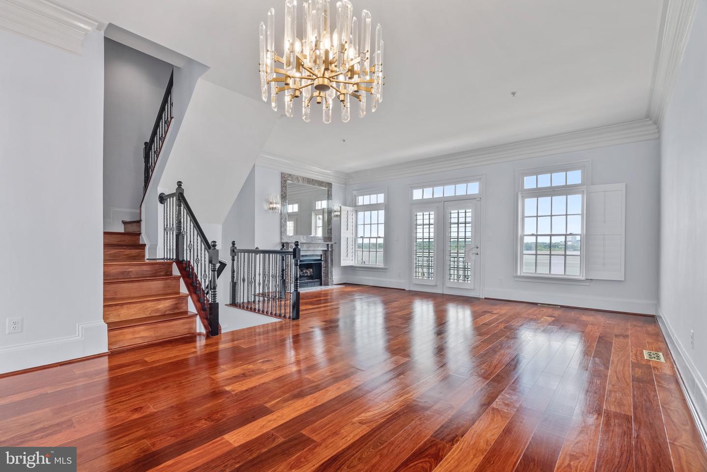 602 FORDS LANDING WAY, ALEXANDRIA, Virginia 22314, 4 Bedrooms Bedrooms, 13 Rooms Rooms,3 BathroomsBathrooms,Residential,For sale,602 FORDS LANDING WAY,VAAX2047984 MLS # VAAX2047984