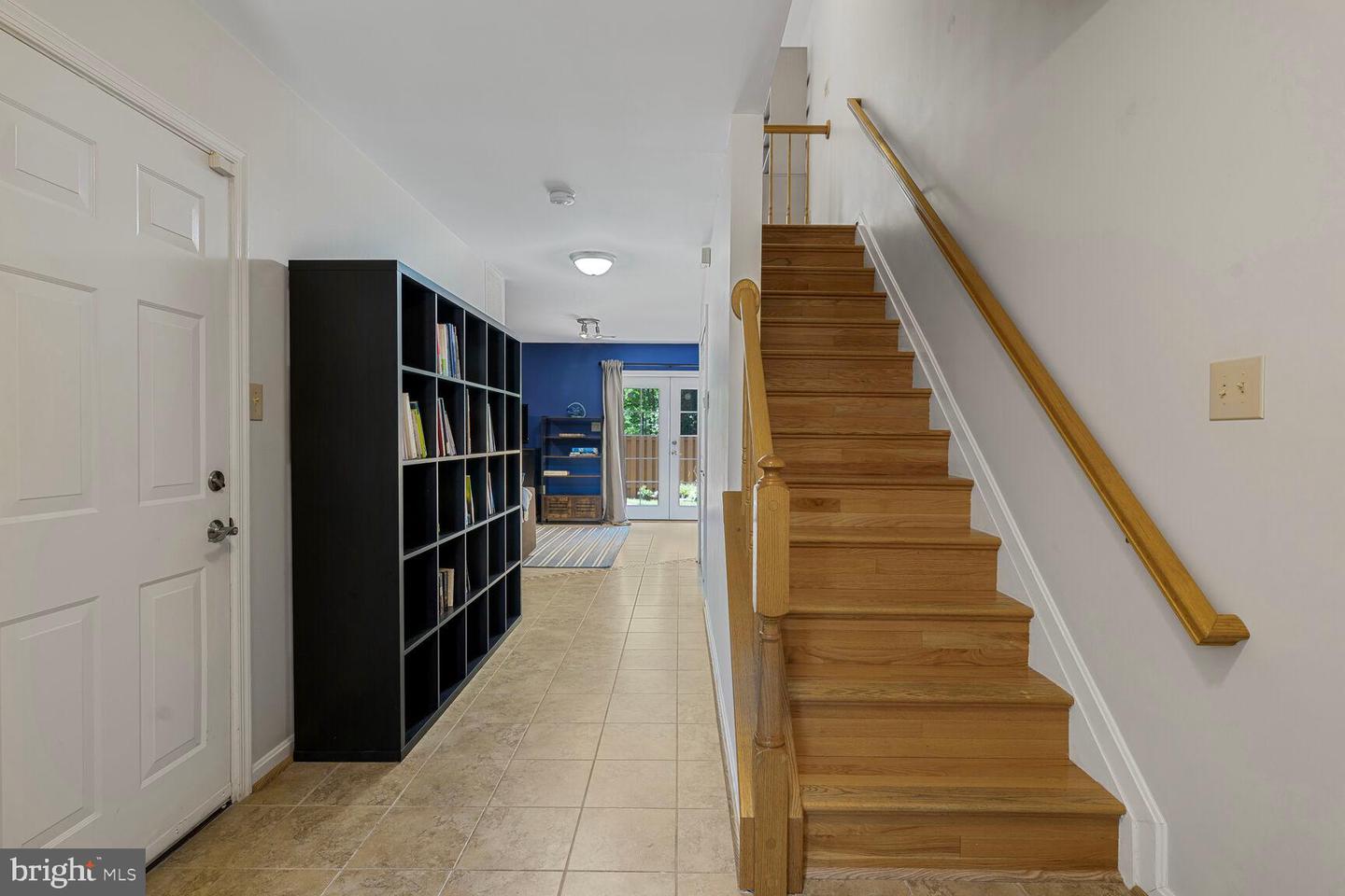 6033 LANDS END LN, ALEXANDRIA, Virginia 22315, 3 Bedrooms Bedrooms, ,2 BathroomsBathrooms,Residential,For sale,6033 LANDS END LN,VAFX2258188 MLS # VAFX2258188