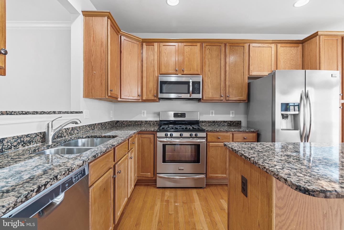 4856 CAVALLO WAY, WOODBRIDGE, Virginia 22192, 3 Bedrooms Bedrooms, 12 Rooms Rooms,3 BathroomsBathrooms,Residential,For sale,4856 CAVALLO WAY,VAPW2100262 MLS # VAPW2100262