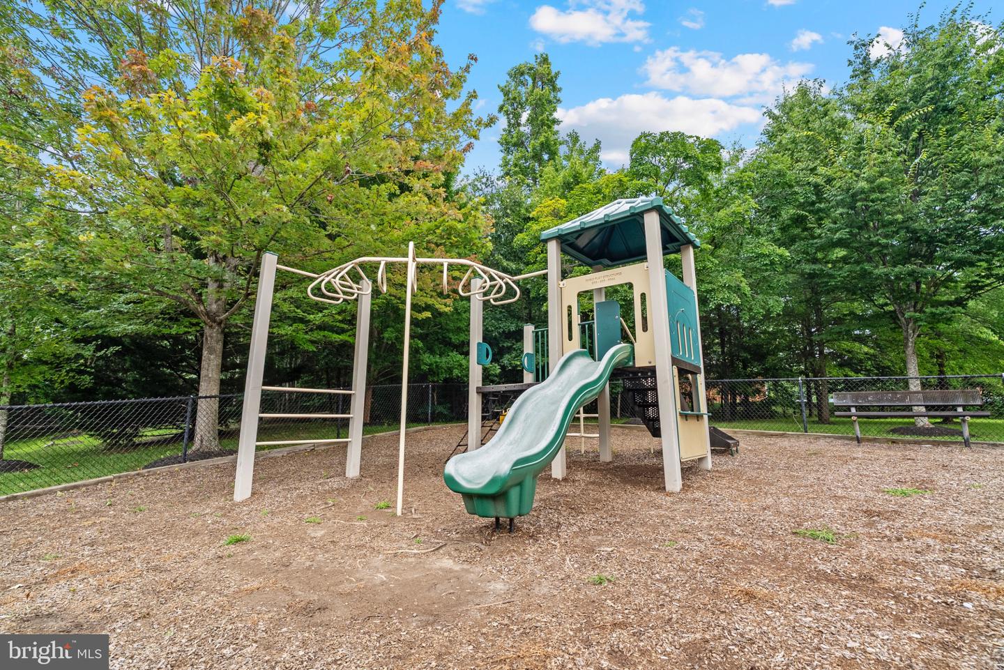4856 CAVALLO WAY, WOODBRIDGE, Virginia 22192, 3 Bedrooms Bedrooms, 12 Rooms Rooms,3 BathroomsBathrooms,Residential,For sale,4856 CAVALLO WAY,VAPW2100262 MLS # VAPW2100262