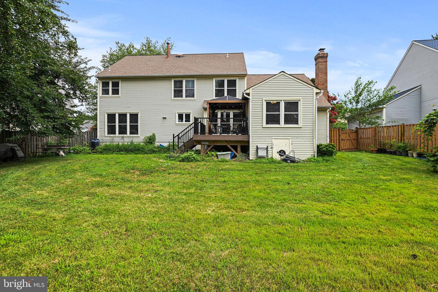 1319 SUMMERFIELD DR, HERNDON, Virginia 20170, 4 Bedrooms Bedrooms, ,3 BathroomsBathrooms,Residential,For sale,1319 SUMMERFIELD DR,VAFX2258202 MLS # VAFX2258202