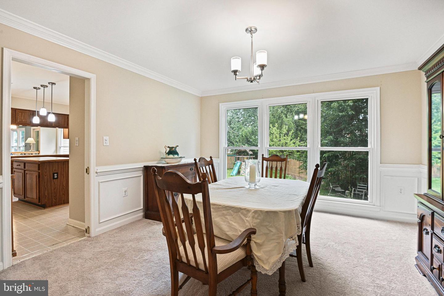 1319 SUMMERFIELD DR, HERNDON, Virginia 20170, 4 Bedrooms Bedrooms, ,3 BathroomsBathrooms,Residential,For sale,1319 SUMMERFIELD DR,VAFX2258202 MLS # VAFX2258202