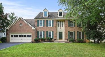 1319 SUMMERFIELD DR, HERNDON, Virginia 20170, 4 Bedrooms Bedrooms, ,3 BathroomsBathrooms,Residential,For sale,1319 SUMMERFIELD DR,VAFX2258202 MLS # VAFX2258202