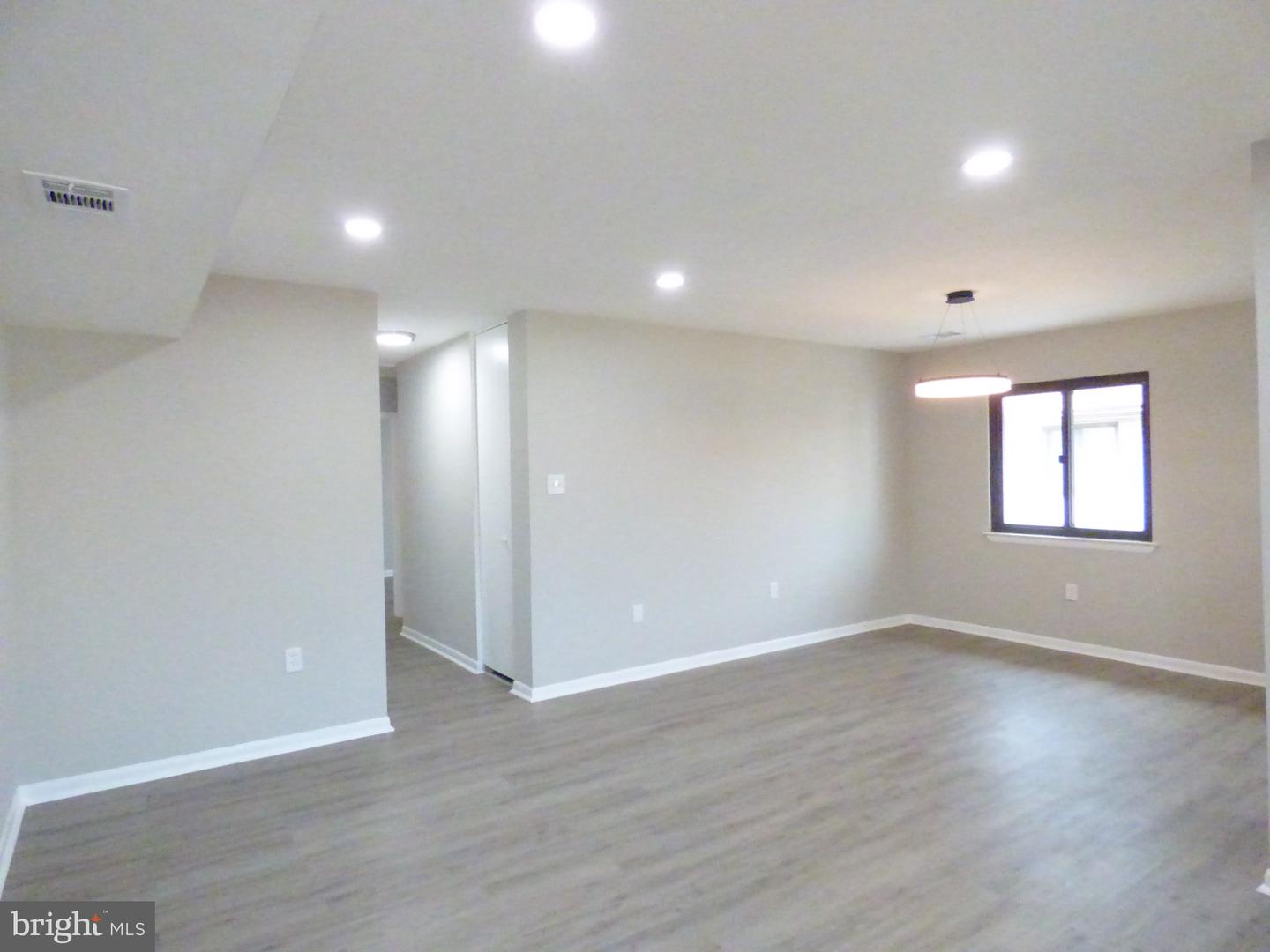 8420 HUERTA CT #162, ALEXANDRIA, Virginia 22309, 2 Bedrooms Bedrooms, ,1 BathroomBathrooms,Residential,For sale,8420 HUERTA CT #162,VAFX2258422 MLS # VAFX2258422