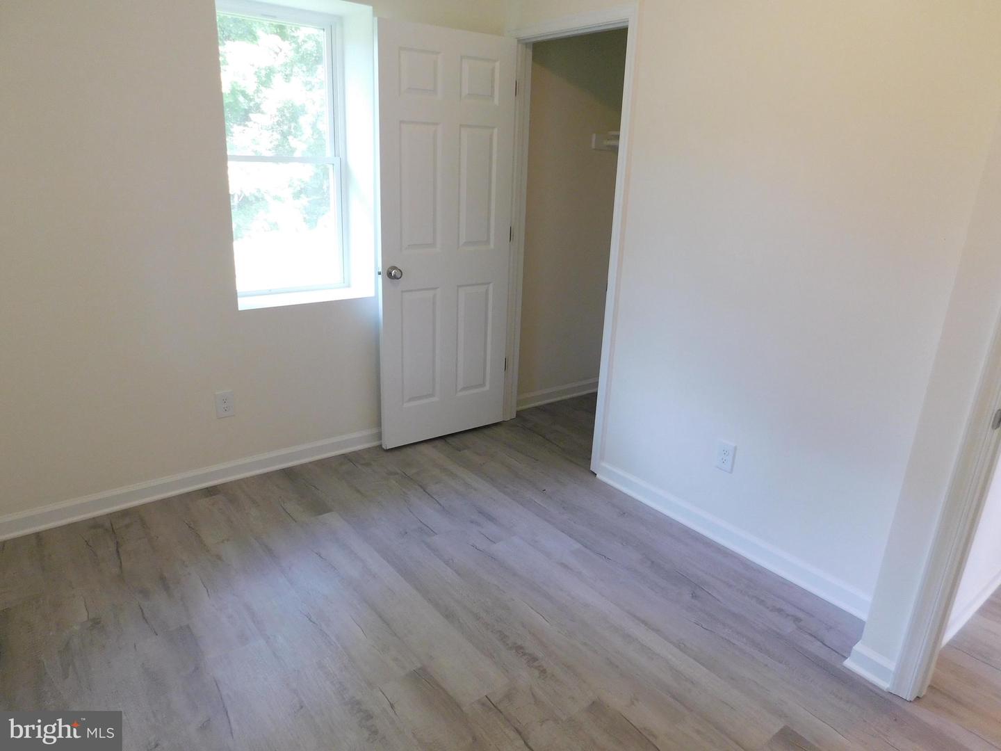 8061 JAMES MADISON PKWY, KING GEORGE, Virginia 22485, 2 Bedrooms Bedrooms, 7 Rooms Rooms,1 BathroomBathrooms,Residential,For sale,8061 JAMES MADISON PKWY,VAKG2006784 MLS # VAKG2006784