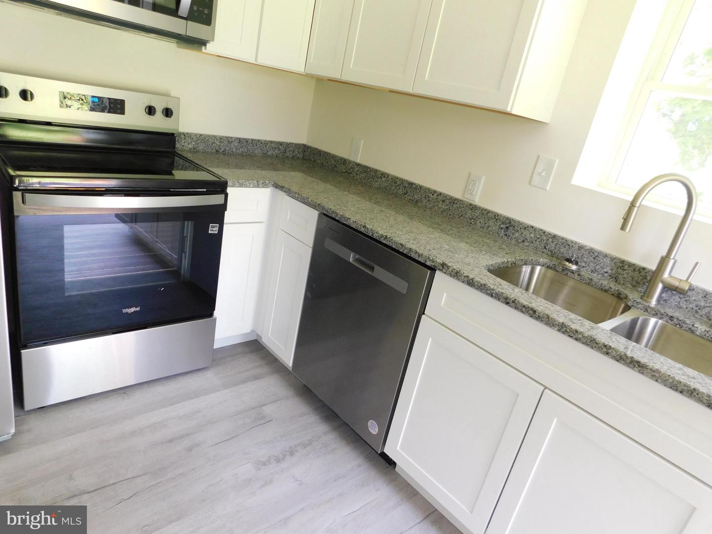 8061 JAMES MADISON PKWY, KING GEORGE, Virginia 22485, 2 Bedrooms Bedrooms, 7 Rooms Rooms,1 BathroomBathrooms,Residential,For sale,8061 JAMES MADISON PKWY,VAKG2006784 MLS # VAKG2006784